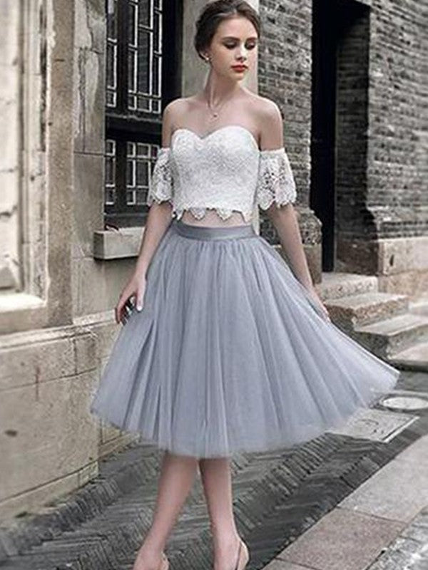 A-Line/Princess Lace Sweetheart Tulle Sleeveless Tea-Length Two Piece Dresses
