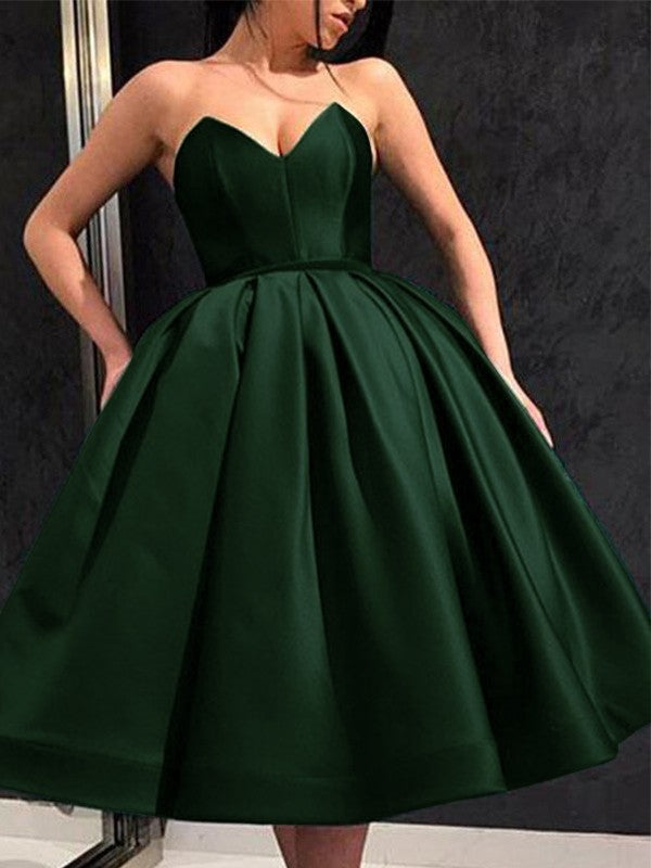 A-Line/Princess Sweetheart Ruffles Satin Tea-Length Short/Mini Homecoming Dresses