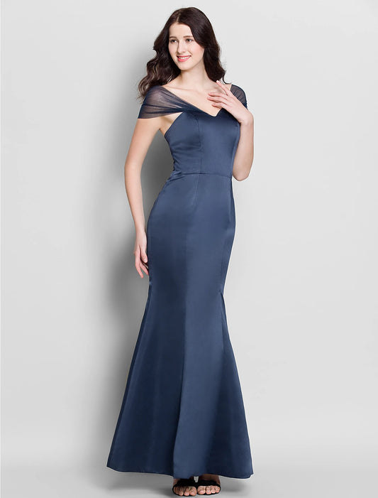 Mermaid / Trumpet Bridesmaid Dress V Neck Sleeveless Open Back Floor Length Satin with Pleats