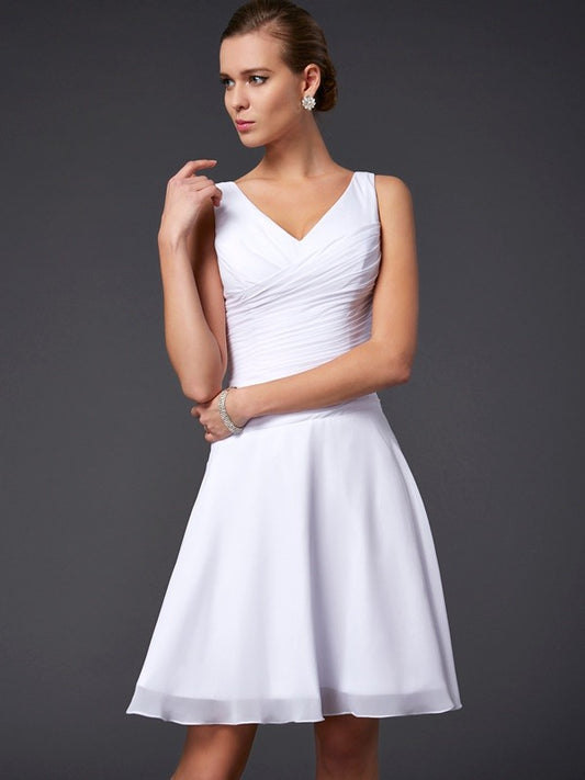 A-Line Chiffon V-neck Sleeveless Knee-Length With Pleats Bridesmaid Dresses