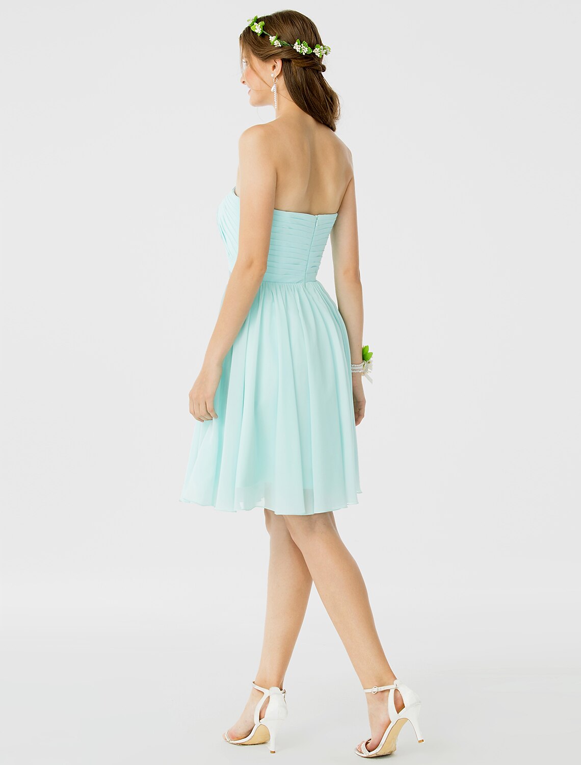 Princess / A-Line Bridesmaid Dress Notched Sleeveless Open Back Knee Length Chiffon with Ruched / Draping