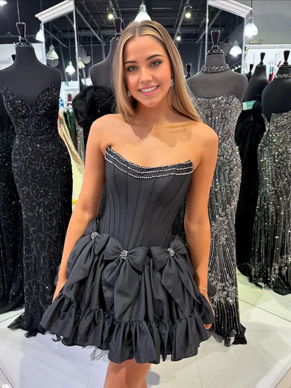 Strapless Layered Black Satin Prom Dresses Evening Homecoming Dresses with Beadings