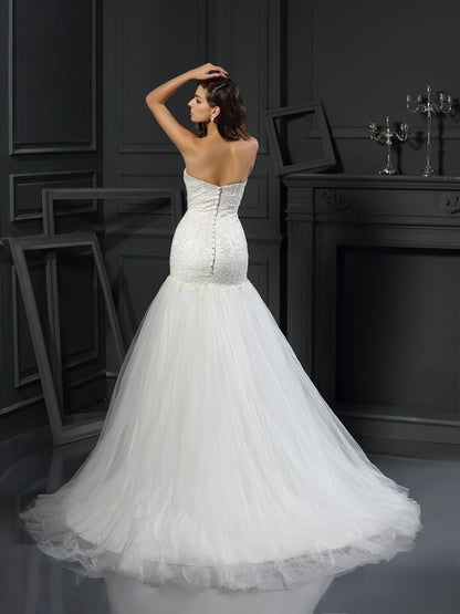 Trumpet/Mermaid Sweetheart Applique Sleeveless Long Tulle Wedding Dresses