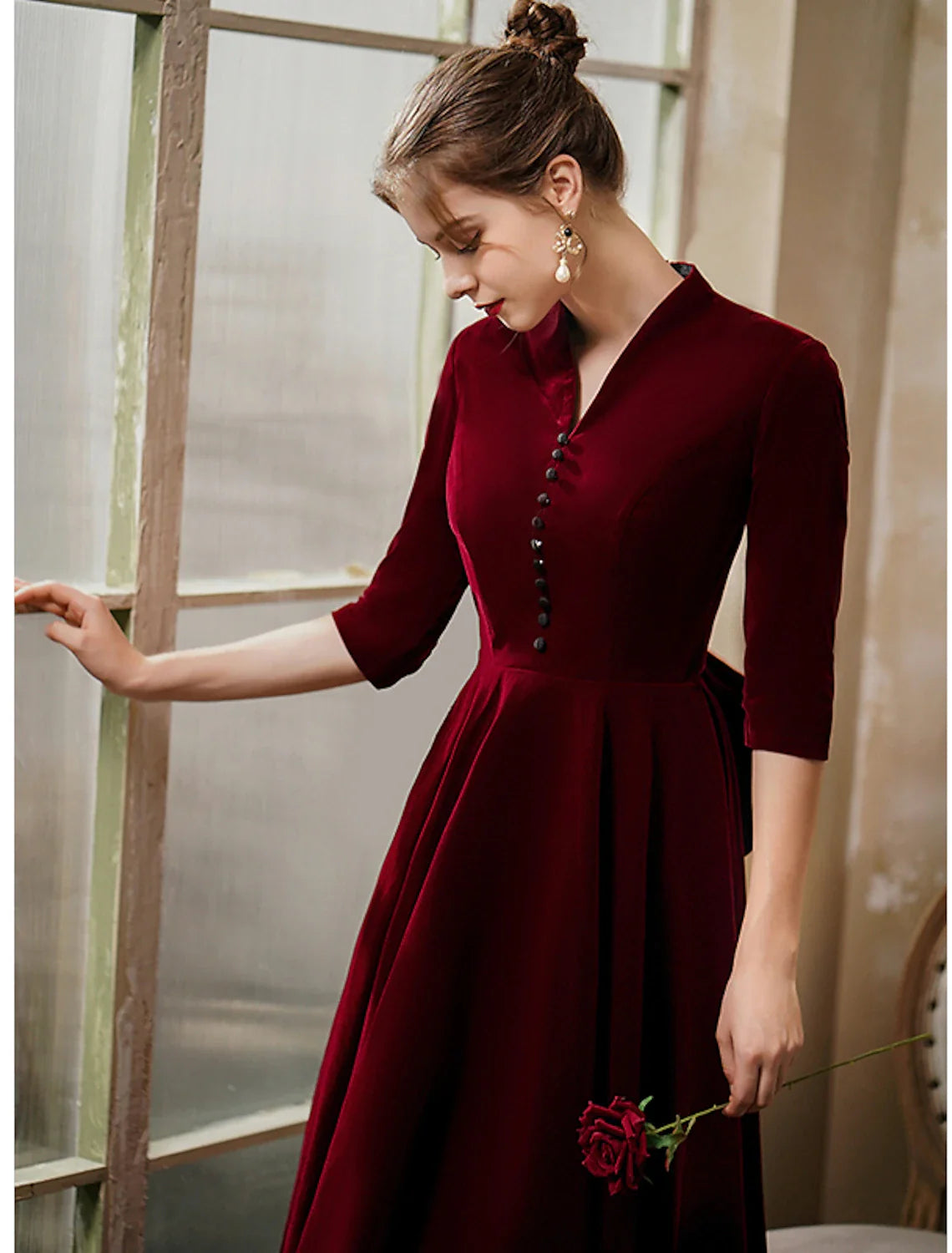 A-Line Vintage Party Wear Cocktail Party Dress V Neck Half Sleeve Tea Length Velvet with Sleek