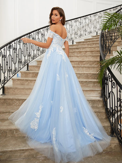 A-Line/Princess Tulle Applique Off-the-Shoulder Sleeveless Sweep/Brush Train Dresses