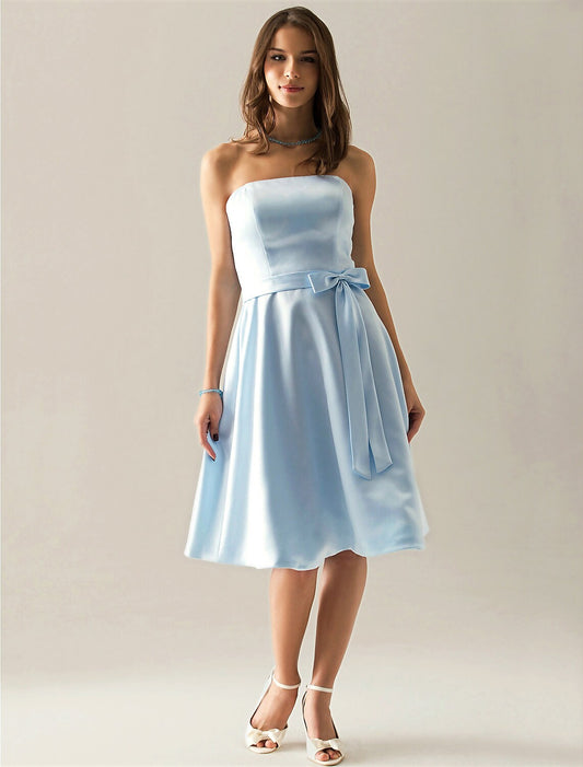 A-Line Bridesmaid Dress Strapless Sleeveless Elegant Knee Length Satin Sash Ribbon Bow